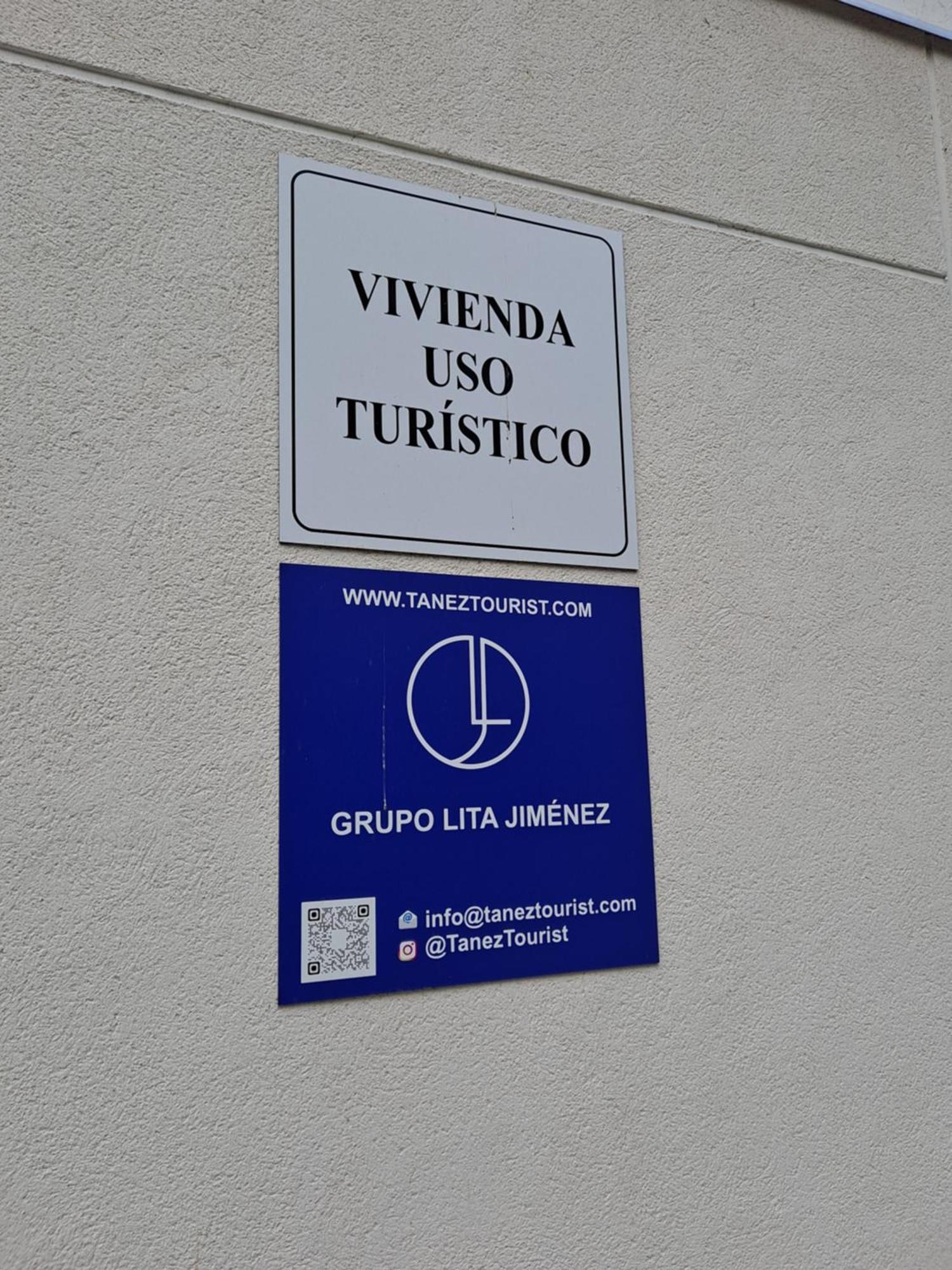 Apartamentos Tanez Santurce A Madrid Exterior photo